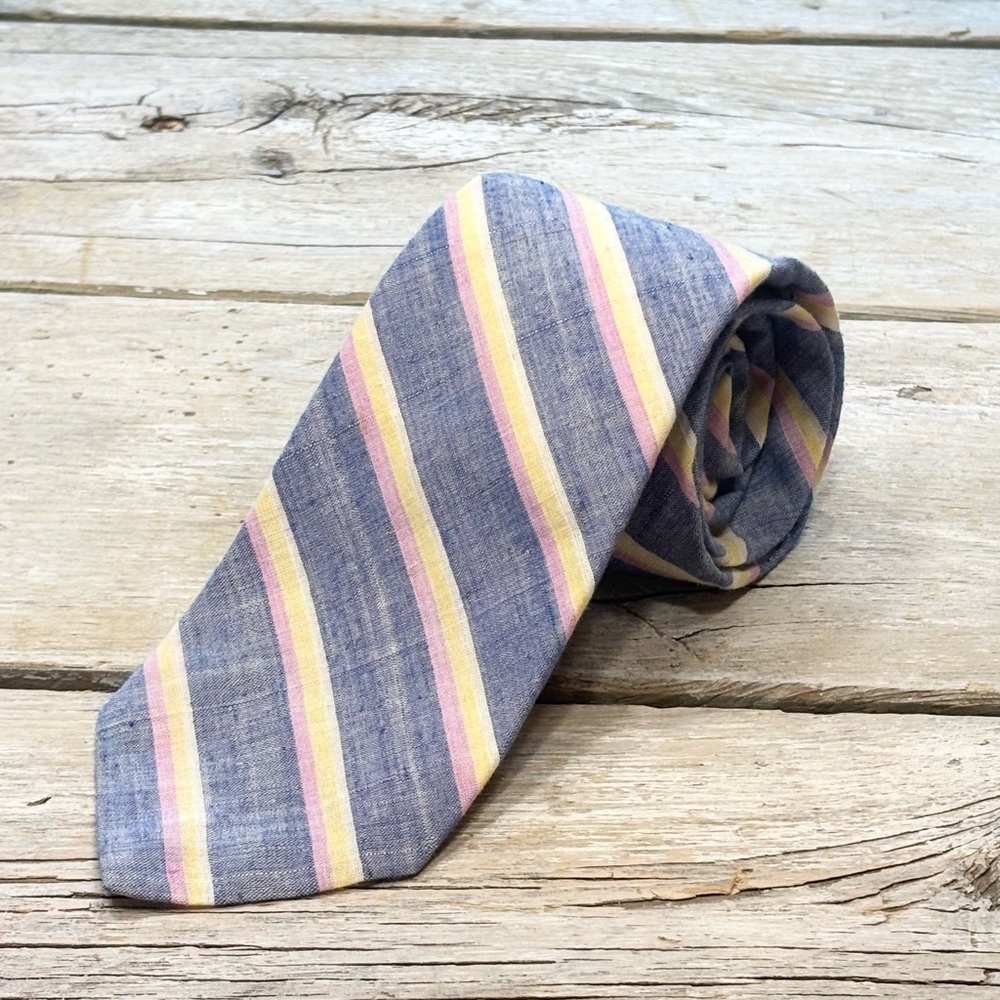 Vintage Rooster Ruffler Men’s Striped Tie.  57”L | 1980’s | Chambray | Pastels.